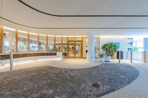 3900 Alton Road Miami Beach FL 33140