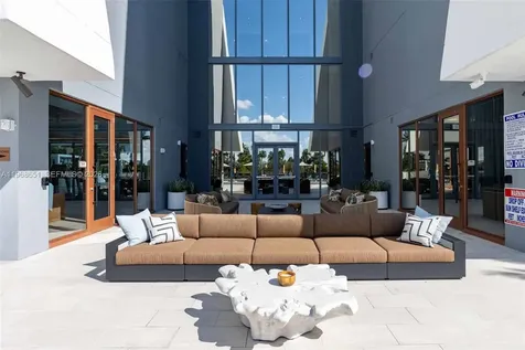 3900 Alton Road Miami Beach FL 33140