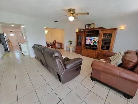 2054 SW 102nd Court Miami FL 33165