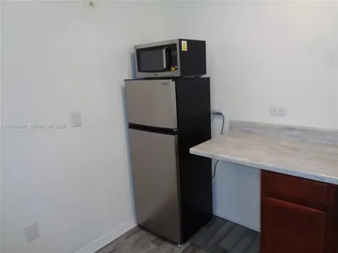 2060 SE 14th Street Homestead FL 33035