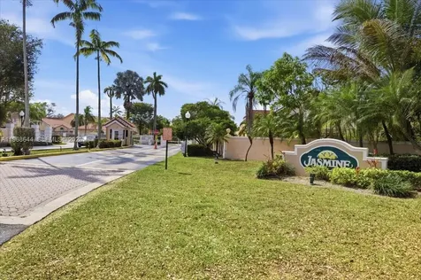 15246 SW 111th Street Miami FL 33196