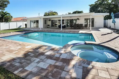 2031 NE 14th Court Fort Lauderdale FL 33304