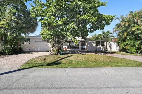 2031 NE 14th Court Fort Lauderdale FL 33304