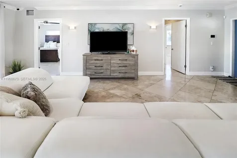 2031 NE 14th Court Fort Lauderdale FL 33304