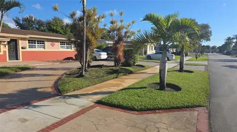 1315 NW 196th Terrace Miami Gardens FL 33169