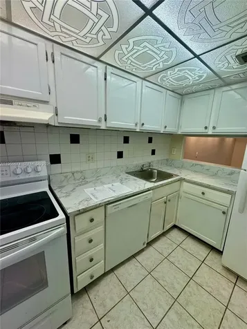 3720 Inverrary Drive Lauderhill FL 33319
