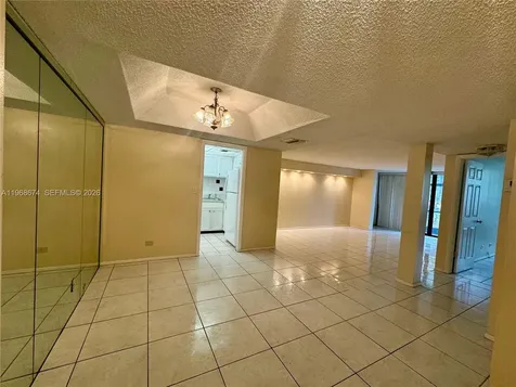 3720 Inverrary Drive Lauderhill FL 33319