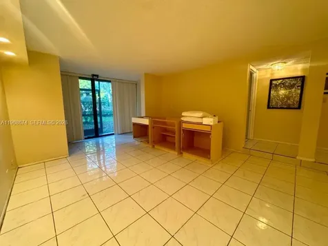 3720 Inverrary Drive Lauderhill FL 33319