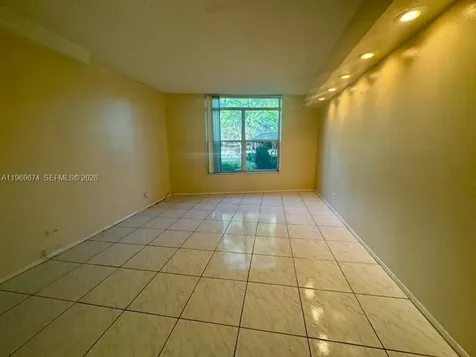 3720 Inverrary Drive Lauderhill FL 33319
