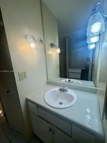 3720 Inverrary Drive Lauderhill FL 33319