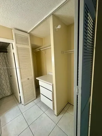 3720 Inverrary Drive Lauderhill FL 33319