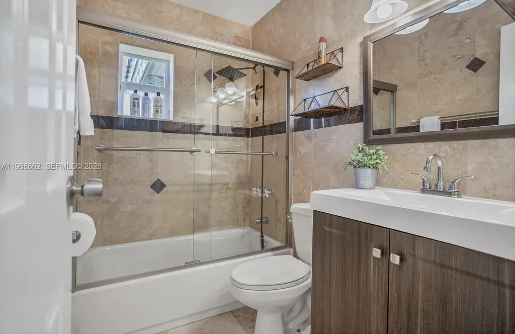 2450 NE 18th Street Pompano Beach FL 33062