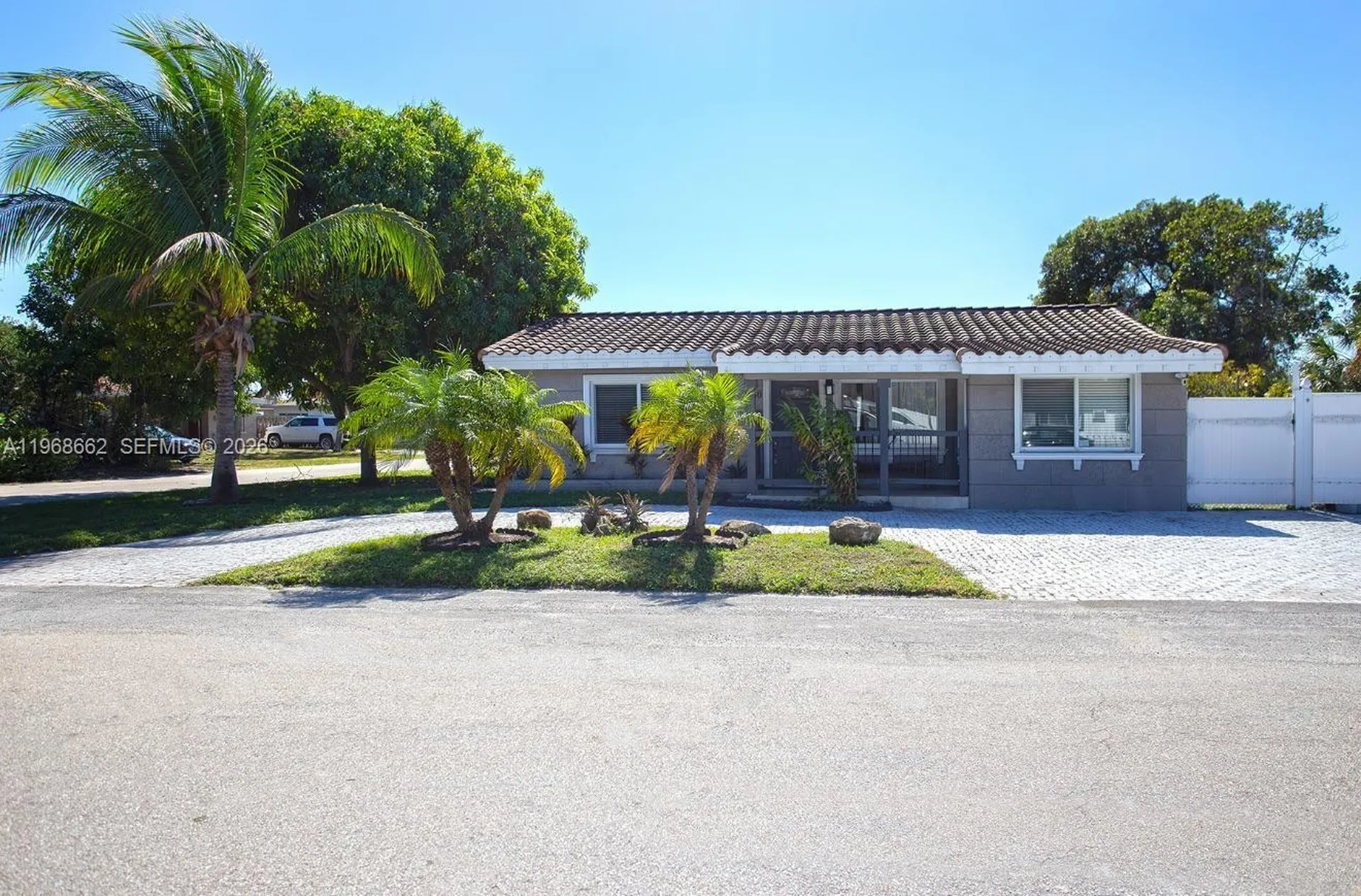 2450 NE 18th Street Pompano Beach FL 33062