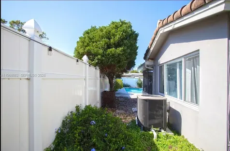 2450 NE 18th Street Pompano Beach FL 33062
