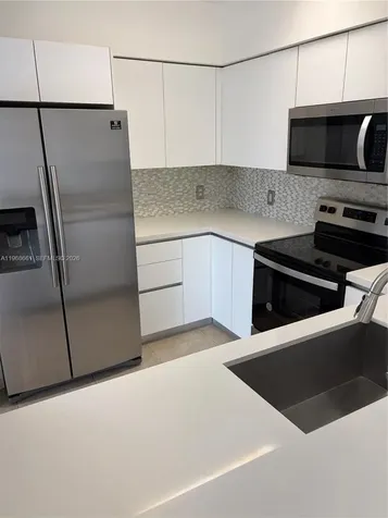 9300 Fontainebleau Boulevard Miami FL 33172