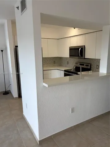 9300 Fontainebleau Boulevard Miami FL 33172