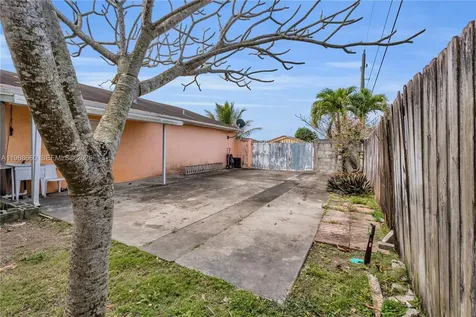 19201 SW 123rd Avenue Miami FL 33177