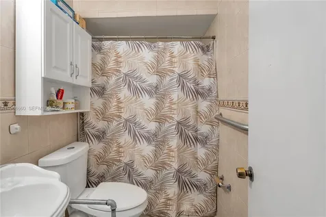 19201 SW 123rd Avenue Miami FL 33177