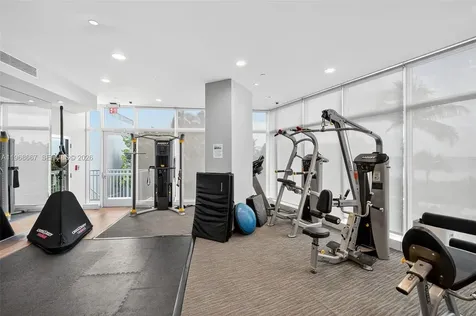 600 Grapetree Drive Key Biscayne FL 33149