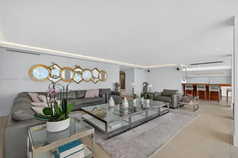 600 Grapetree Drive Key Biscayne FL 33149