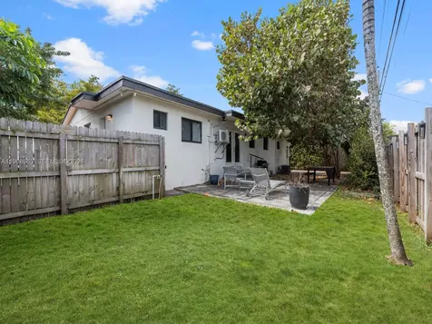 7731 SW 18th Terrace Miami FL 33155