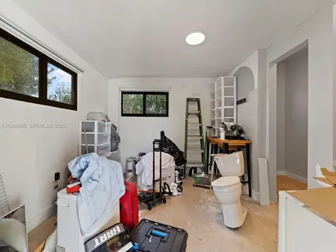 7731 SW 18th Terrace Miami FL 33155