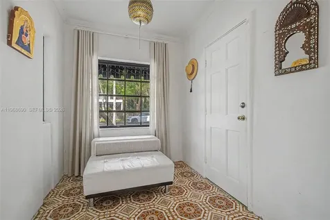 3233 Crystal Court Miami FL 33133