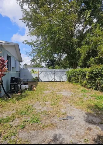 1760 NW 135th Street Miami FL 33167