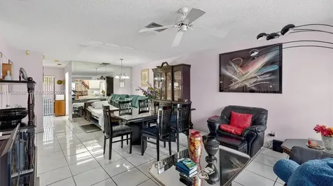 10413 NW 6th Street Pembroke Pines FL 33026