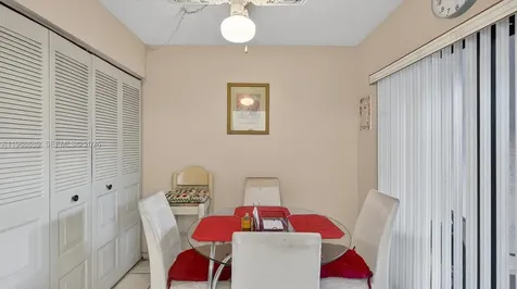 10413 NW 6th Street Pembroke Pines FL 33026