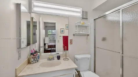 10413 NW 6th Street Pembroke Pines FL 33026