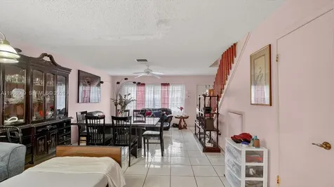 10413 NW 6th Street Pembroke Pines FL 33026