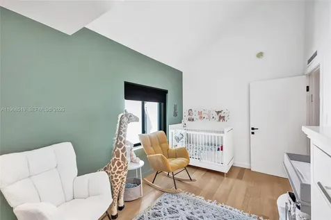 1977 S Oak Haven Circle Miami FL 33179