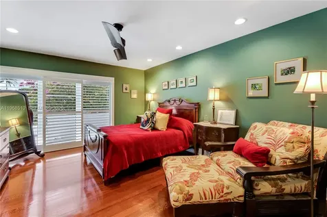 13300 SW 69th Avenue Pinecrest FL 33156