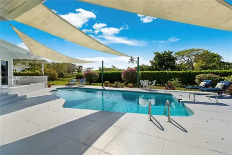 13300 SW 69th Avenue Pinecrest FL 33156