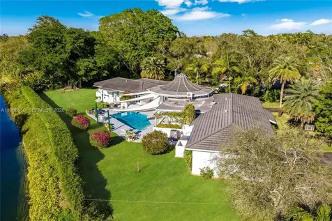 13300 SW 69th Avenue Pinecrest FL 33156