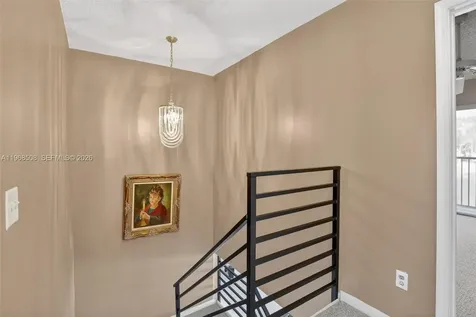 9080 Vineyard Lake Drive Plantation FL 33324
