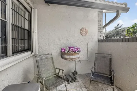 9080 Vineyard Lake Drive Plantation FL 33324