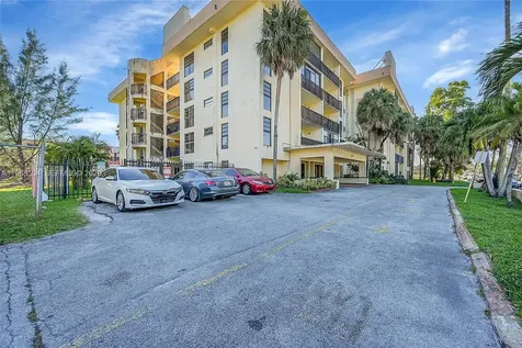 650 NE 149th Street Miami FL 33161