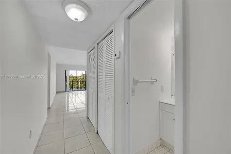 650 NE 149th Street Miami FL 33161