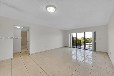 650 NE 149th Street Miami FL 33161