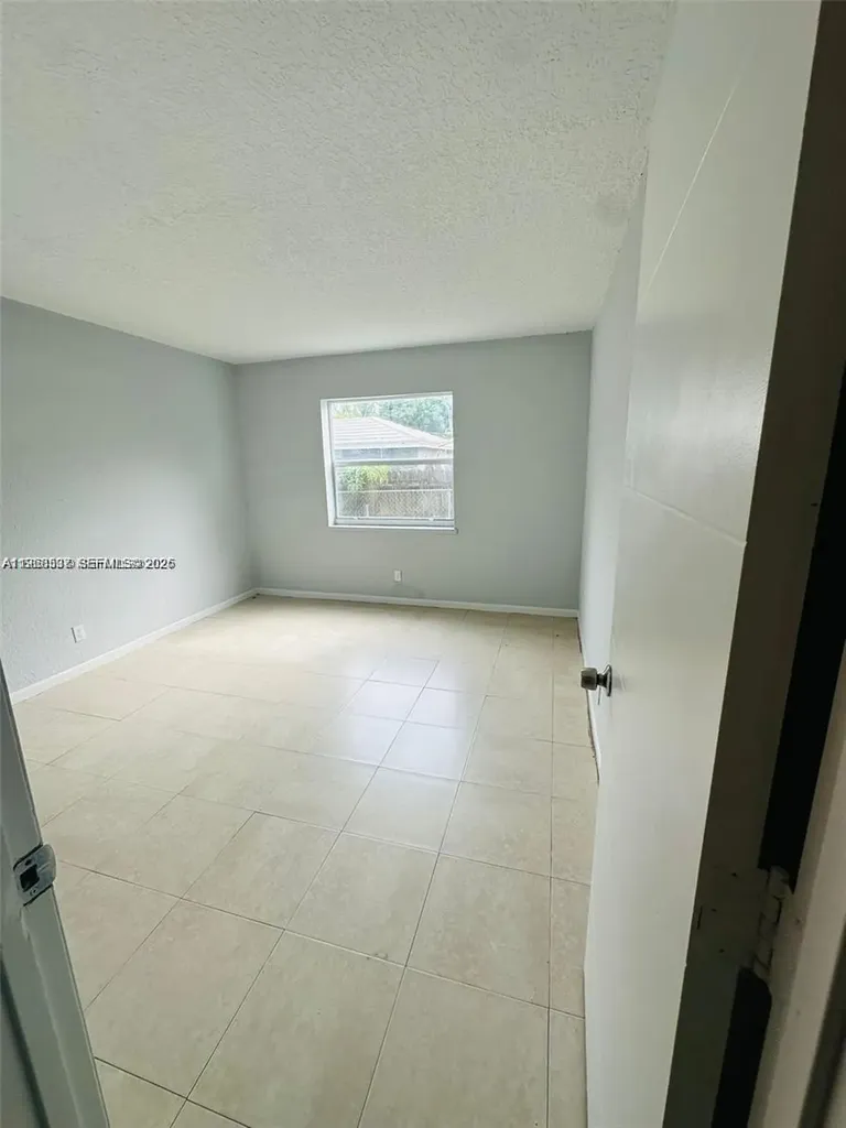 5 NE 16th Court Fort Lauderdale FL 33305