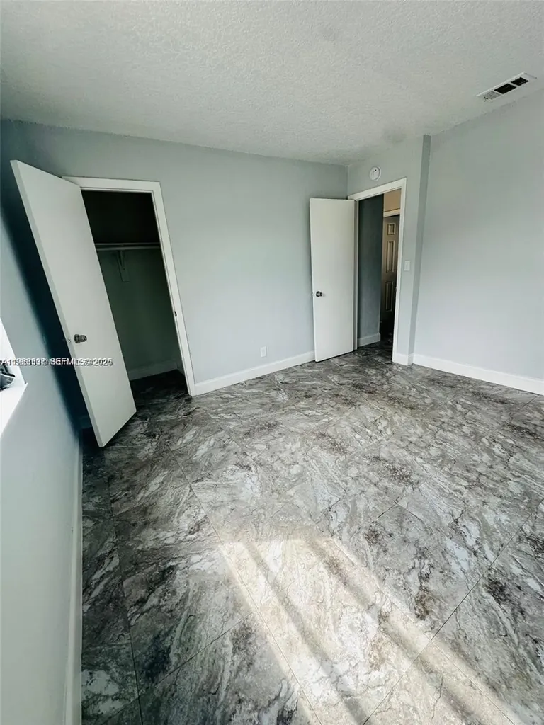 5 NE 16th Court Fort Lauderdale FL 33305