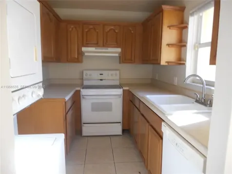 22 SW 14th Terrace Homestead FL 33030