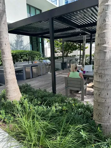 650 NE 32nd Street Miami FL 33137