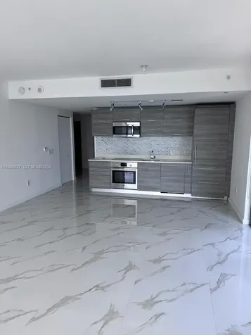 650 NE 32nd Street Miami FL 33137