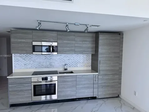 650 NE 32nd Street Miami FL 33137