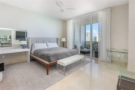 16001 Collins Avenue Sunny Isles Beach FL 33160