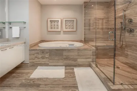 16001 Collins Avenue Sunny Isles Beach FL 33160