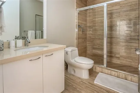 16001 Collins Avenue Sunny Isles Beach FL 33160